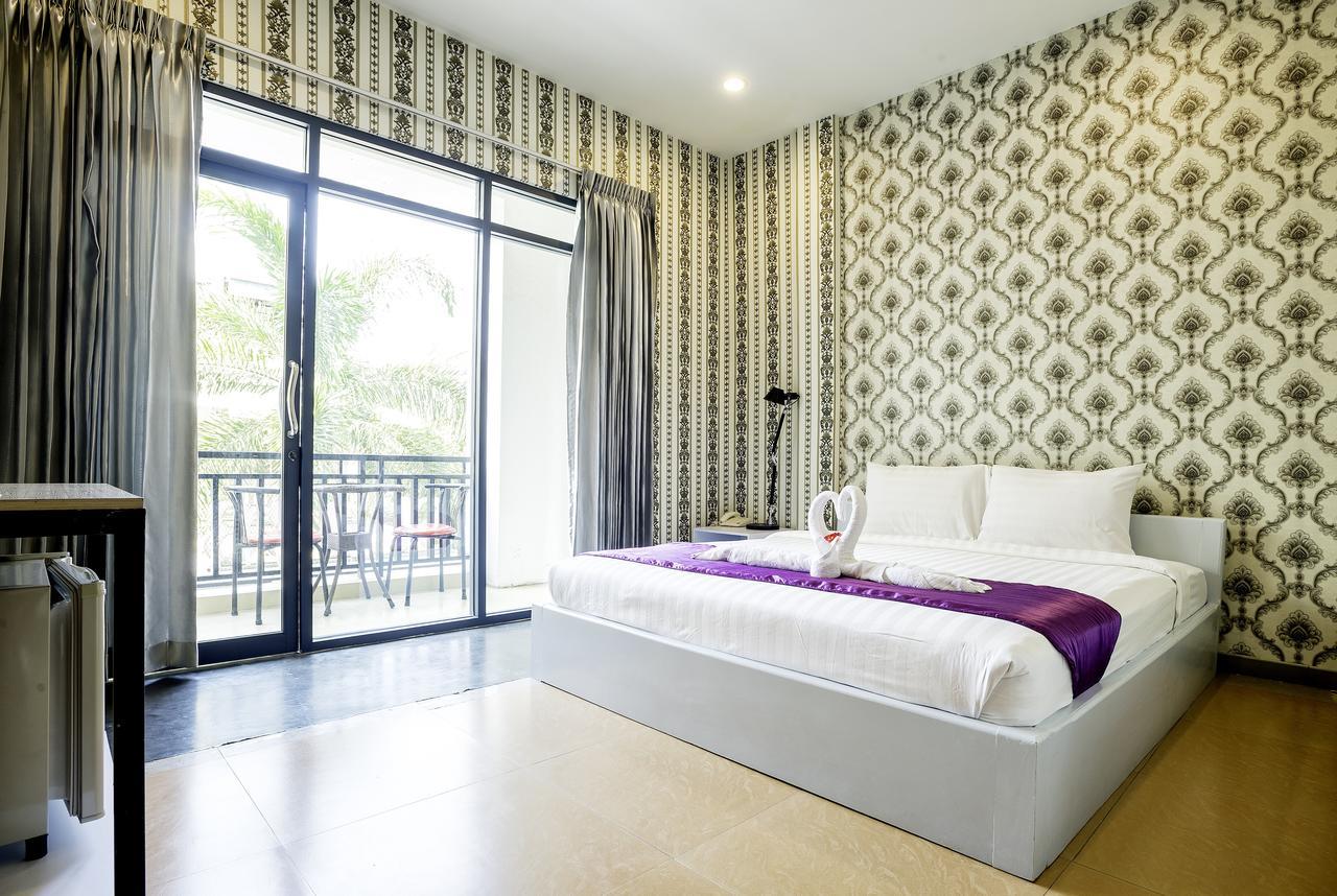 White Residence Hotel & Apartment Phnom Penh Exterior foto