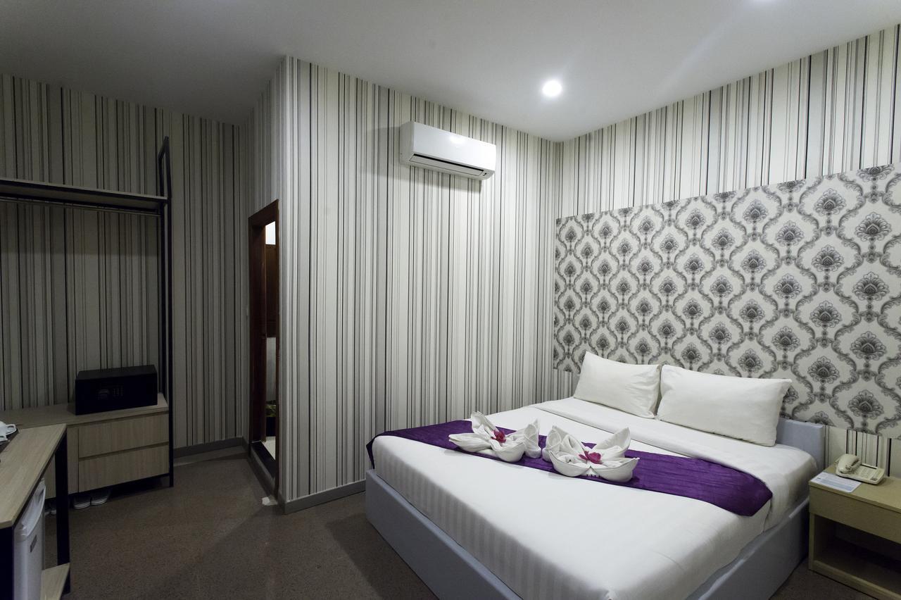 White Residence Hotel & Apartment Phnom Penh Exterior foto